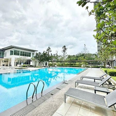 Kuching Cozy Skyvilla Apartment @ Mjc Batu Kawa エクステリア 写真